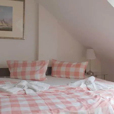 Hoeftresidenz Appartement Alt Reddevitz